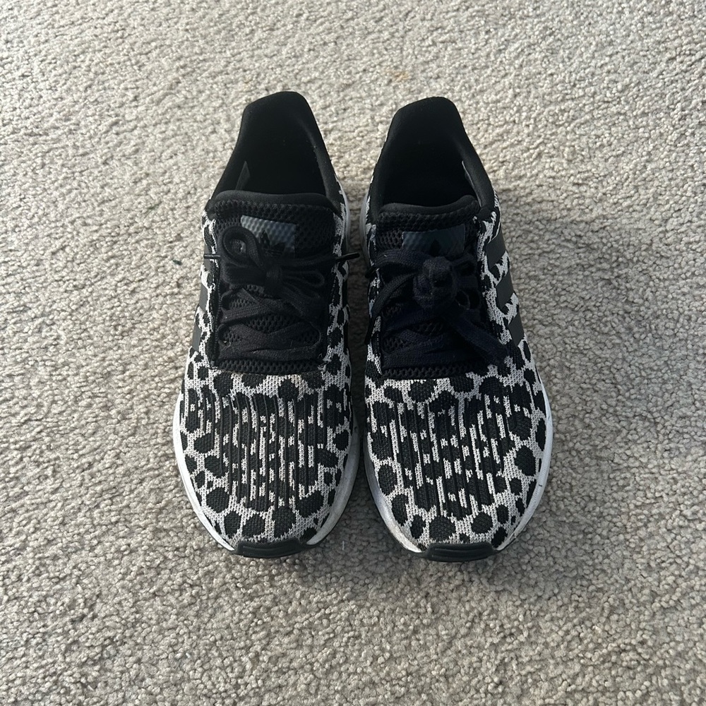 Adidas Originals Swift Run in Leopard Print